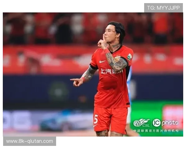 上海海港客场1-0胜大连英博,实现中超三连冠伟业 上海海港客场1-0胜大连英博,实现中超三连冠伟业